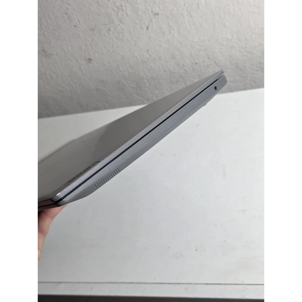 Lenovo IdeaPad Slim 1-14AST-05, AMD A6-9220e @1.60Ghz, 4GB RAM, 64GB SSD, W10